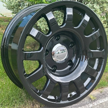 Yeti X205 Gloss Black alloy wheel