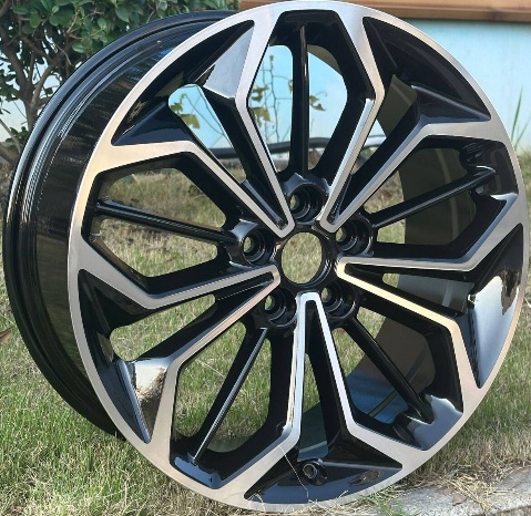 Halo S216 Black Machined Face alloy wheel