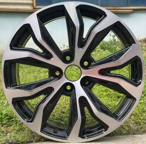 Lumina S320 Black Machined Face alloy wheel