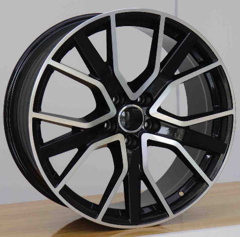 Lyra S133 Black Machined Face alloy wheel