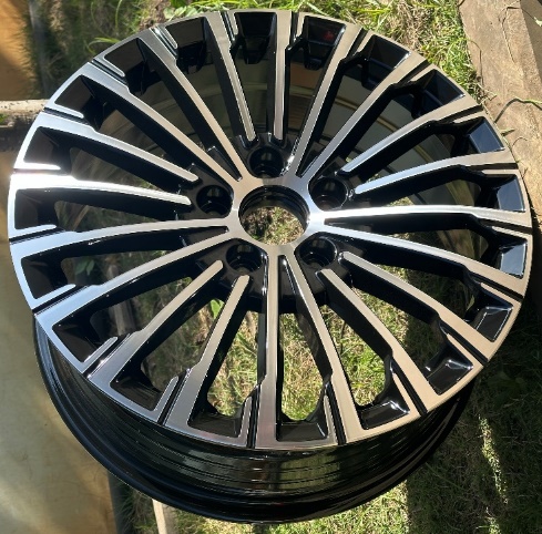 Nova S240 Black Machined Face alloy wheel