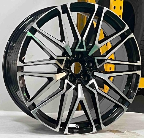 Strata S268 Black Machined Face alloy wheel