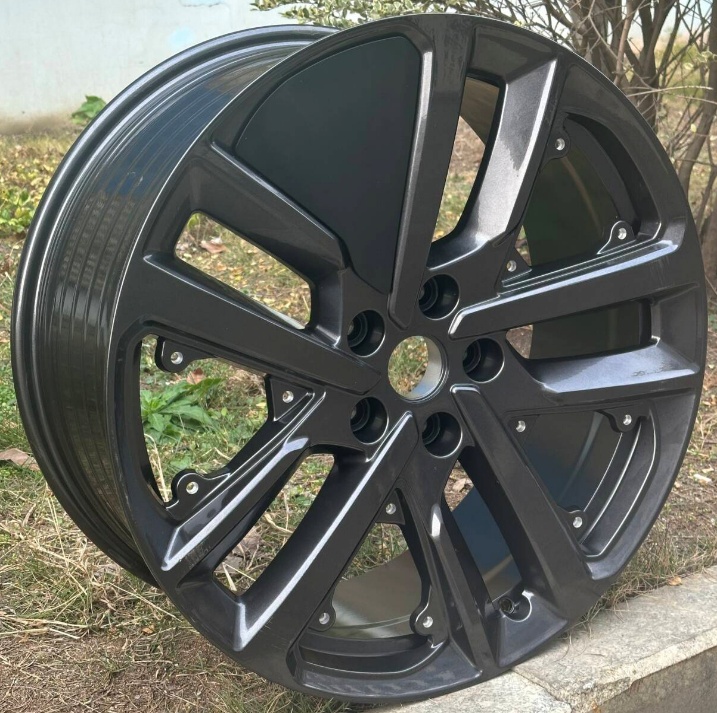 Velo S519 Gunmetal Machined Face alloy wheel